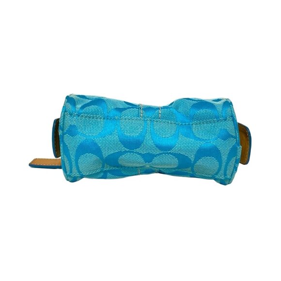 Auth COACH Signature - Light Blue Jacquard Leather Pouch - Picture 6 of 9